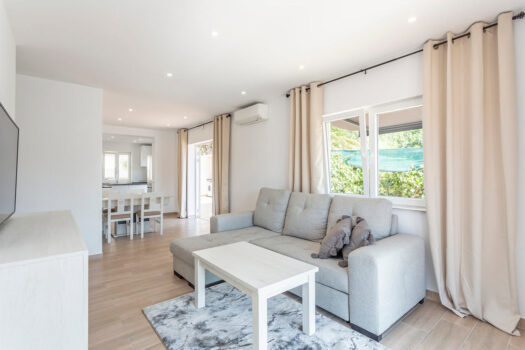 3 bedroom Villa for sale in Los Balcones