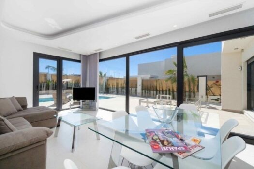 3 bedroom Villa for sale in Benijofar