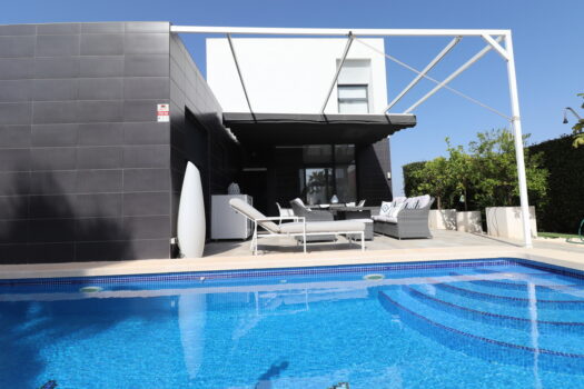 3 bedroom Villa for sale in Algorfa