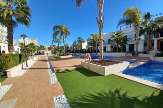 2 bedroom Townhouse for sale in La Zenia