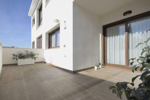 2 bedroom Villa for sale in Torrevieja