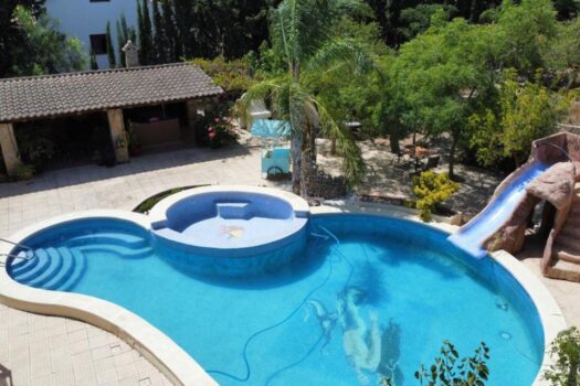7 bedroom Finca for sale in Catral