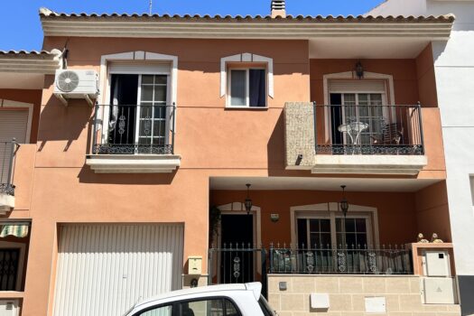 3 bedroom Townhouse for sale in Benijofar