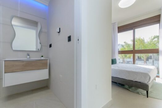 2 bedroom Villa for sale in Torrevieja