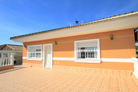 3 bedroom Villa for sale in La Marina