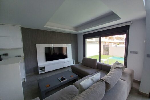 3 bedroom Villa for sale in Los Dolses