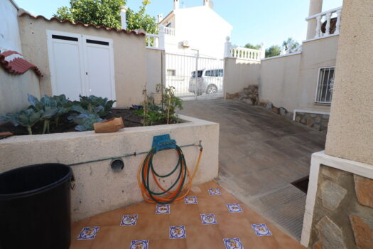 2 bedroom Villa for sale in Benijofar