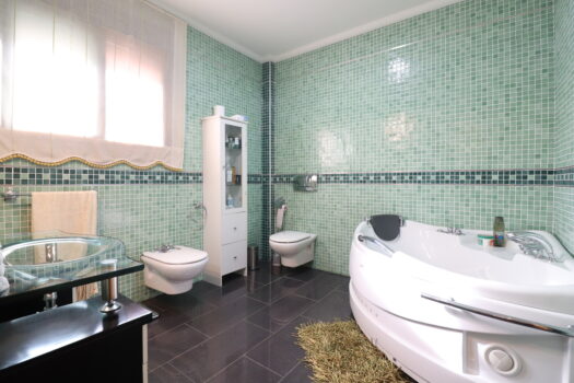 4 bedroom Villa for sale in Orihuela