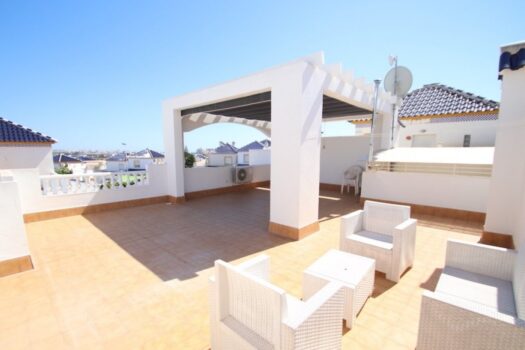 2 bedroom Townhouse for sale in Torrevieja
