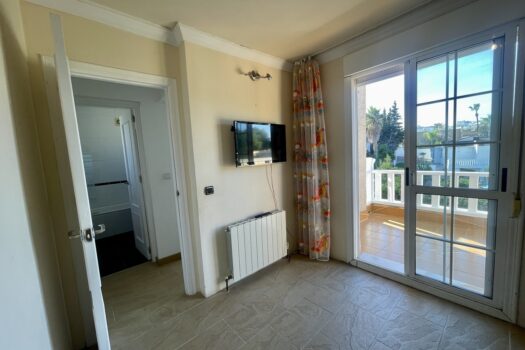 3 bedroom Villa for sale in Los Balcones