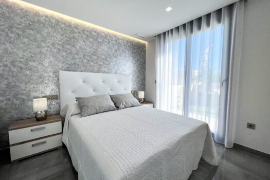 3 bedroom Villa for sale in Punta Prima