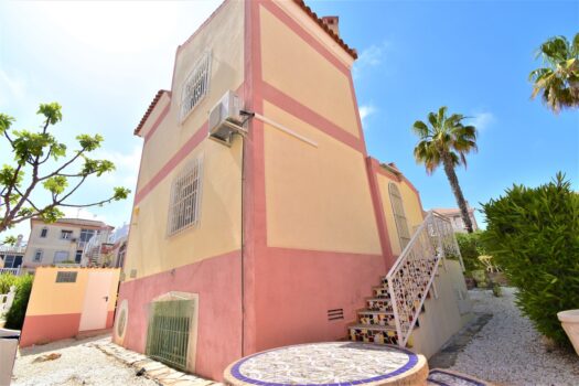 2 bedroom Villa for sale in Orihuela Costa