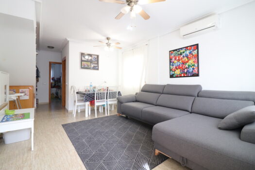 3 bedroom Townhouse for sale in Daya Nueva