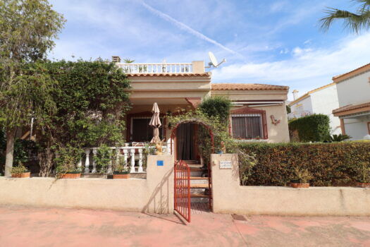 2 bedroom Villa for sale in Algorfa