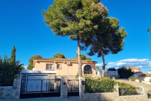 3 bedroom Villa for sale in Pinar de Campoverde