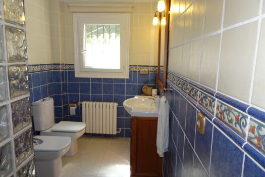 8 bedroom Villa for sale in Castalla