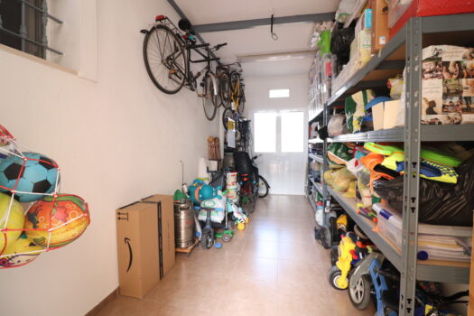 3 bedroom Townhouse for sale in Daya Nueva