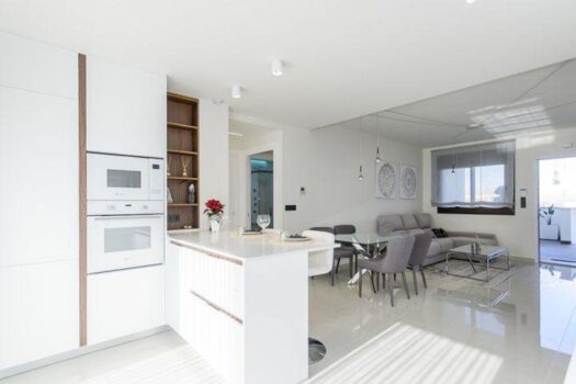 2 bedroom Villa for sale in Torrevieja