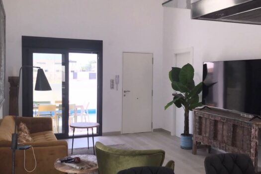 2 bedroom Villa for sale in Daya Nueva