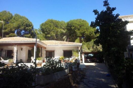 6 bedroom Villa for sale in Campoamor