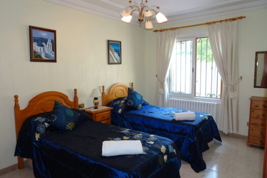 8 bedroom Villa for sale in Castalla