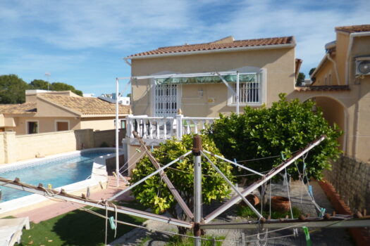 5 bedroom Villa for sale in Los Balcones
