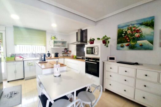 3 bedroom Villa for sale in Polop