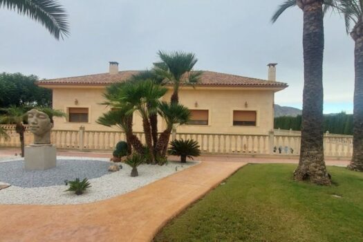 5 bedroom Villa for sale in Hondon de las Nieves