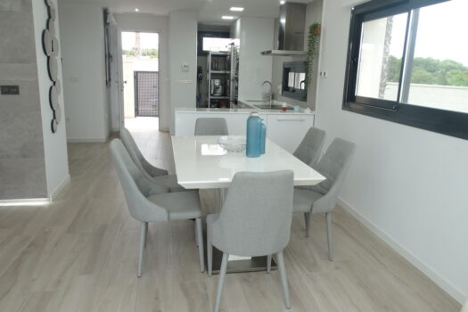 4 bedroom Villa for sale in Cabo Roig