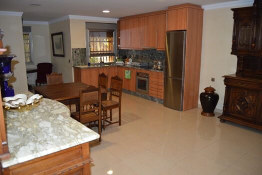 8 bedroom Villa for sale in Algorfa