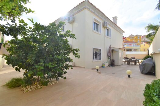 5 bedroom Villa for sale in Orihuela Costa