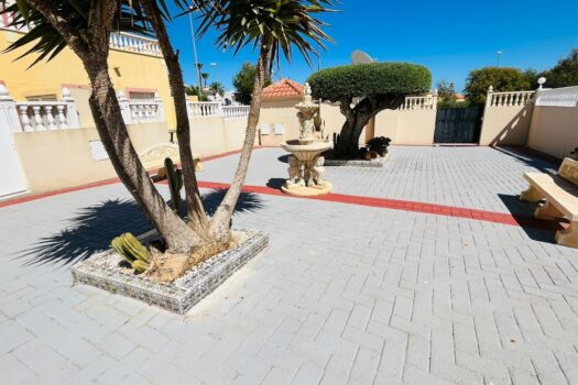 3 bedroom Townhouse for sale in Villamartin