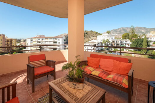 2 Bed Ground Floor Apartment for sale in Los Pacos, Costa del Sol