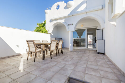 2 Bed Terraced Townhouse for sale in Reserva de Marbella, Costa del Sol