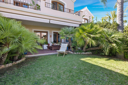 Řadový dům – 4 ložnice – El Paraiso