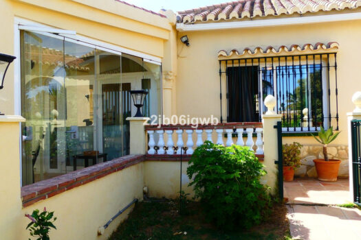 3 Bed Detached Villa for sale in Mijas Costa, Costa del Sol
