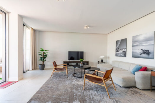 3 Bed Ground Floor Apartment for sale in Estepona, Costa del Sol