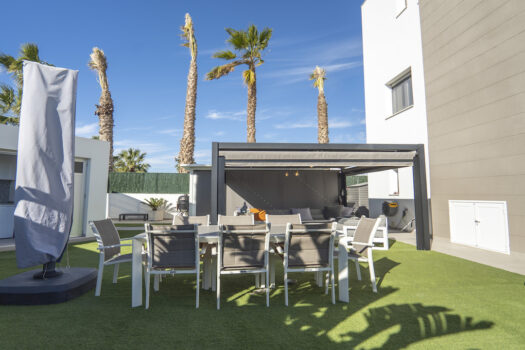 4 bedroom Villa for sale in Guardamar del Segura