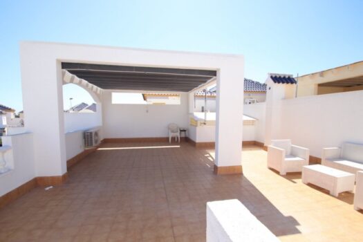 2 bedroom Townhouse for sale in Torrevieja