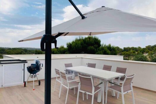 4 bedroom Villa for sale in Las Colinas Golf Resort