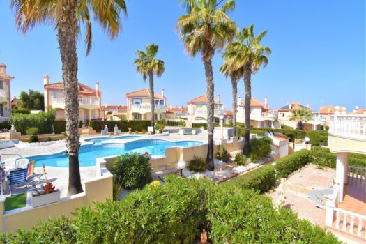2 bedroom Villa for sale in Orihuela Costa