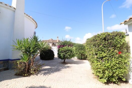 4 bedroom Villa for sale in Torrevieja