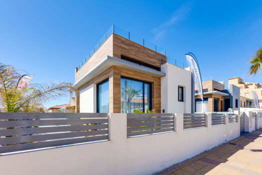 4 bedroom Villa for sale in La Mata