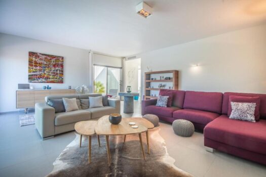 4 bedroom Villa for sale in Las Colinas Golf Resort