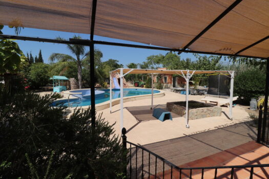 7 bedroom Villa for sale in Catral