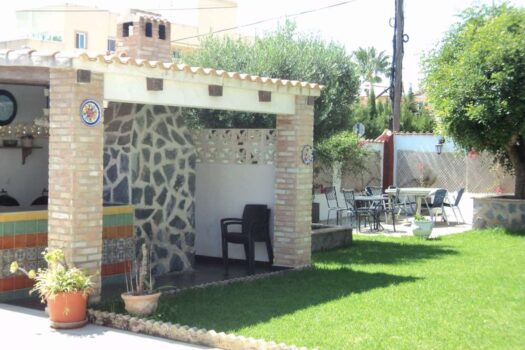 9 bedroom Villa for sale in Cabo Roig