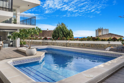 Samostatná vila – 4 ložnice – Nueva Andalucia