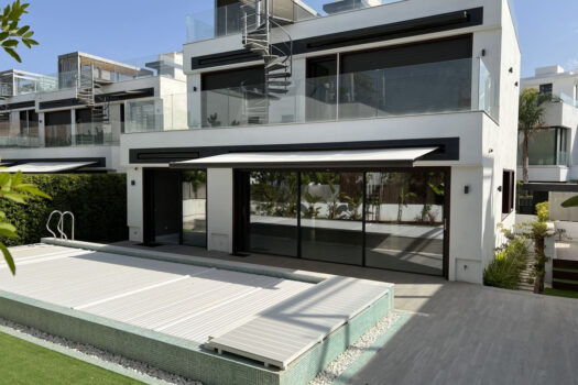 4 Bed Detached Villa for sale in The Golden Mile, Costa del Sol