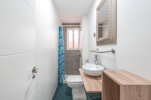 3 Bed Middle Floor Apartment for sale in Malaga Centro, Costa del Sol