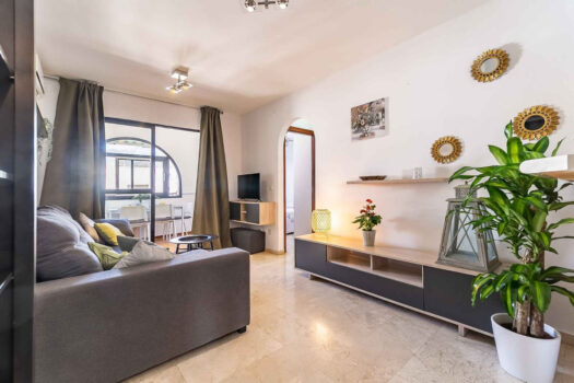 1 Bed Penthouse Apartment for sale in Benalmadena Costa, Costa del Sol